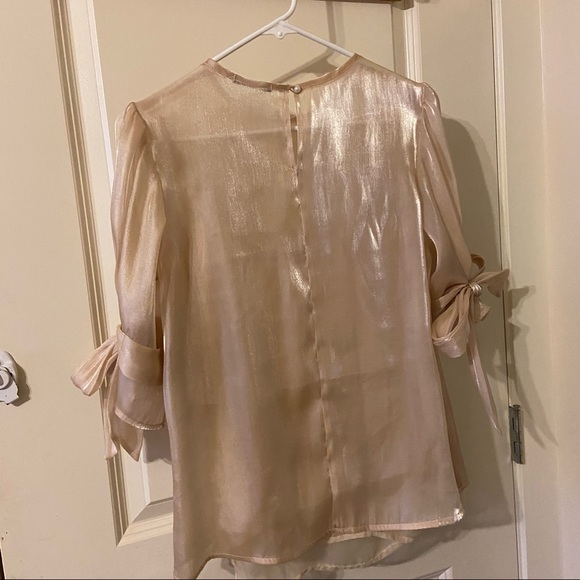 Leila shirt with bow-tied sleeves - Picture 3 of 4